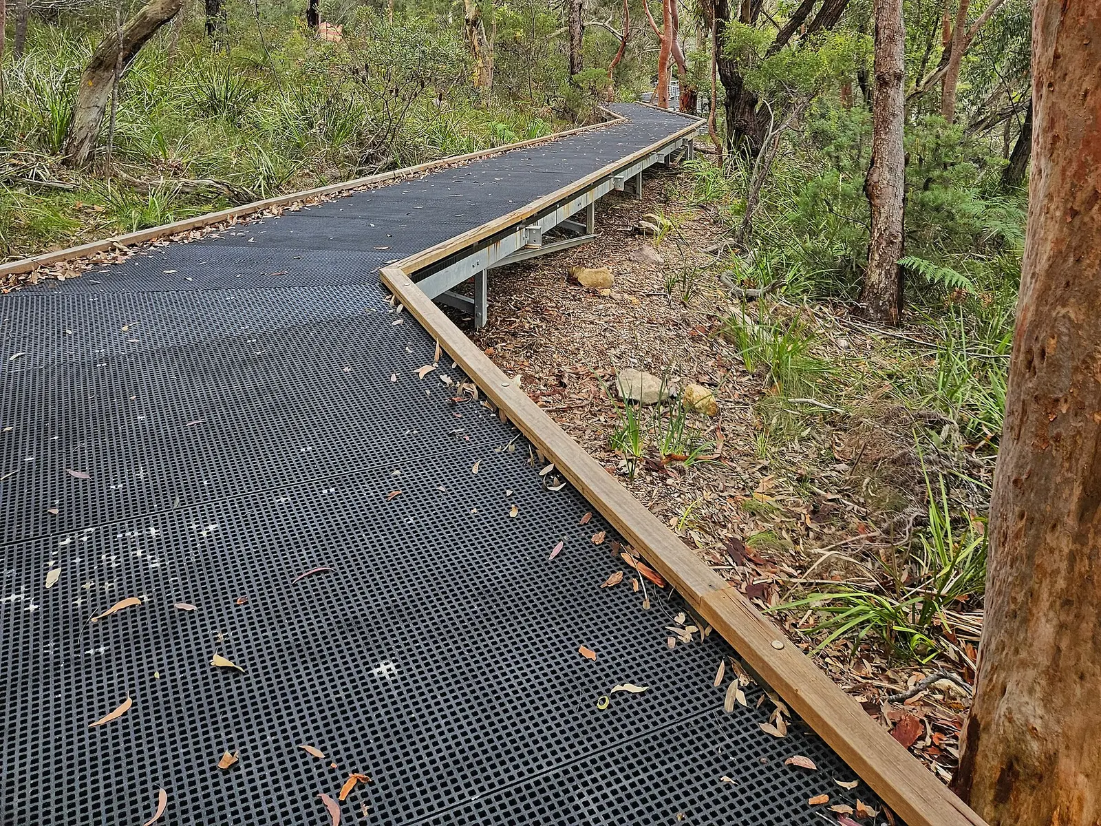 Moulded FRP grating used as a walkway surface