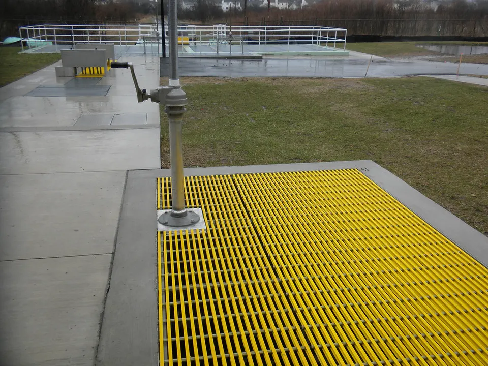 Yellow moulded fibreglass grating panel